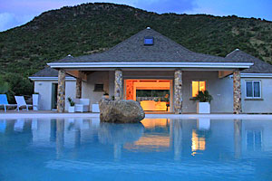 Villa La Roche dans l'eau2